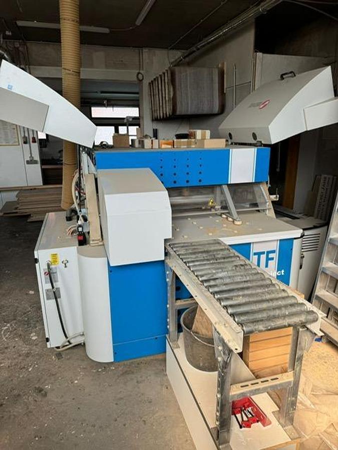 Gebraucht CNC Bohrmaschine & Fräsmaschine & Nutsäge