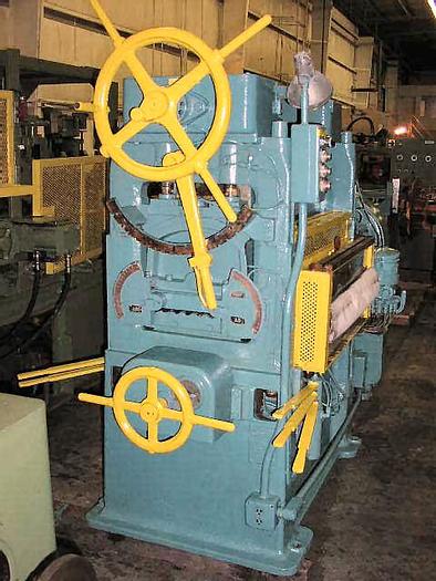 Used  UNGERER 900mm 4-Hi Leveler, 17-Roll (Used) #4212