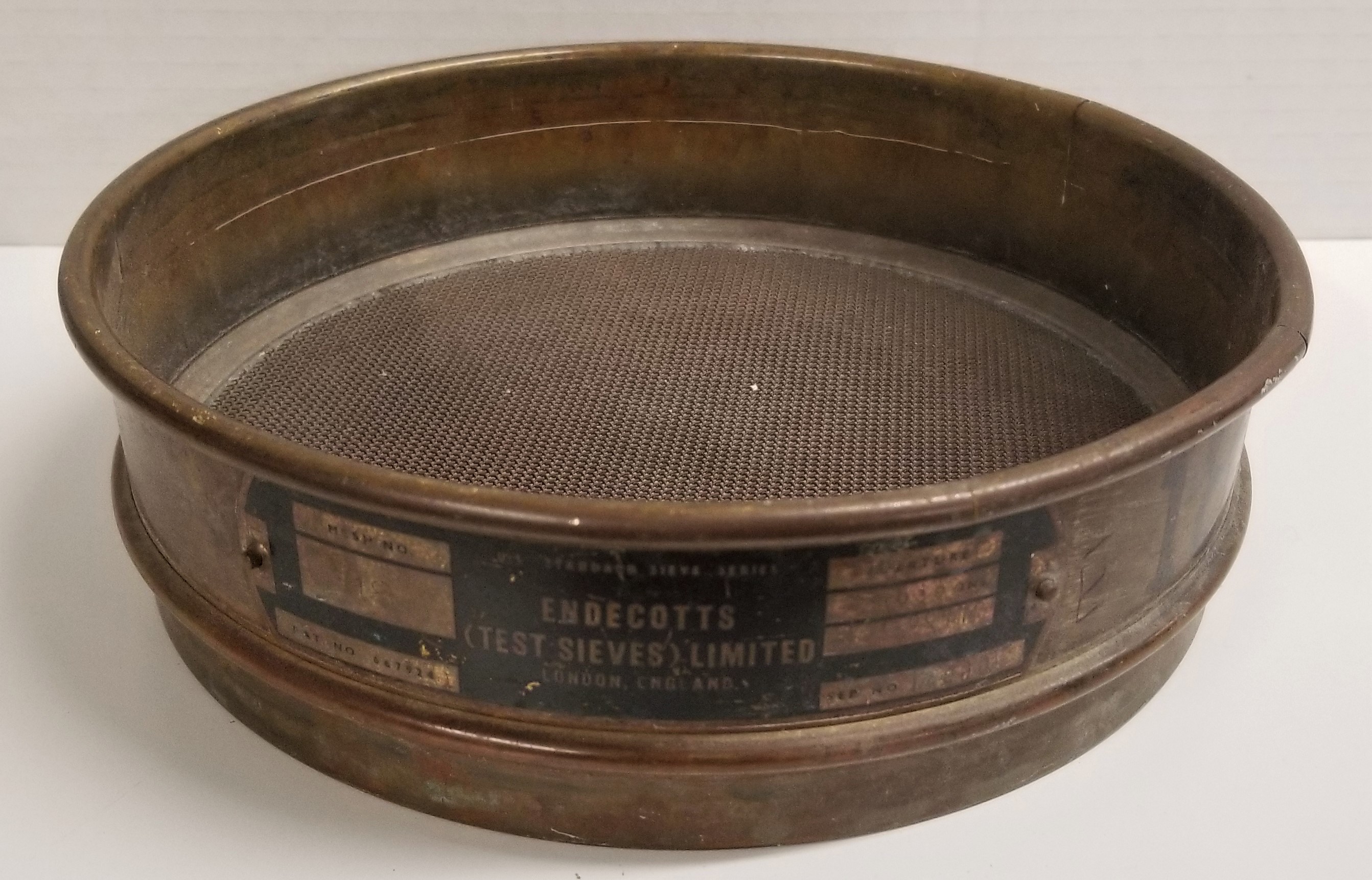 Used Endecotts 18 (#18 - 18 mesh ) Brass-Brass 8" Sieve