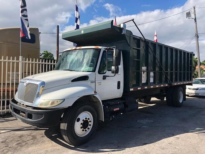 Used 2006 INTERNATIONAL 4300 TRASH DUMP TRUCK