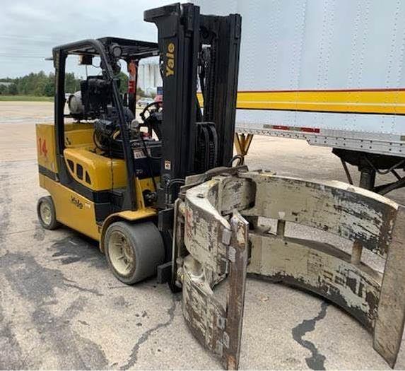 Used 12,000 POUND YALE ROLL CLAMP TRUCK MODEL GLC120VXPRS W/ 72" CLAMP MFG. 2015 5,500 HOURS