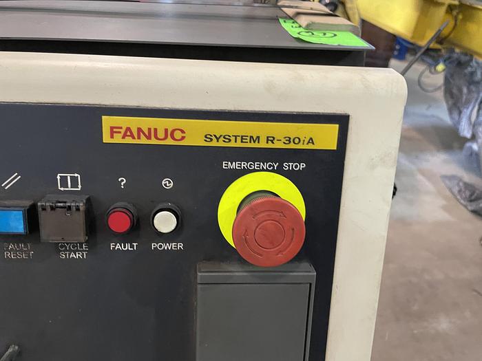 Used FANUC ARCMATE 120iB/10L MIG WELDING ROBOT WIRE FEEDER, TORCH, LINCOLN POWER WAVE 455M