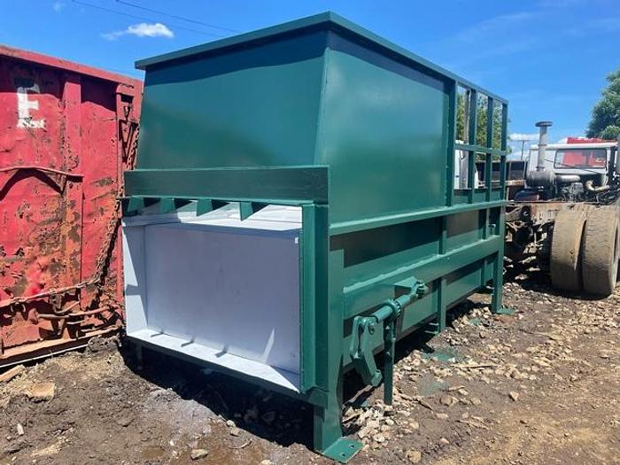 Refurbished PTR 2500 2.5yd stationary machine