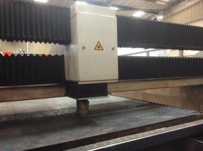 Used 2000 LVD Implus 4030 4 KW CO2 Laser