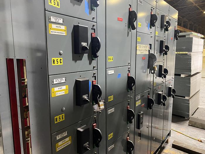 Used ALLEN BRADLEY CENTERLINE SERIES MCC SECTION