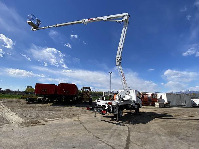 Usato 2012 RENAULT MAXITY CON PIATTAFORMA CMC TB 240