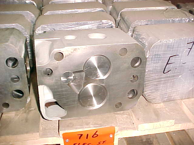 Used CYLINDER HEADS DEUTZ BFM716 RECONDITIONED