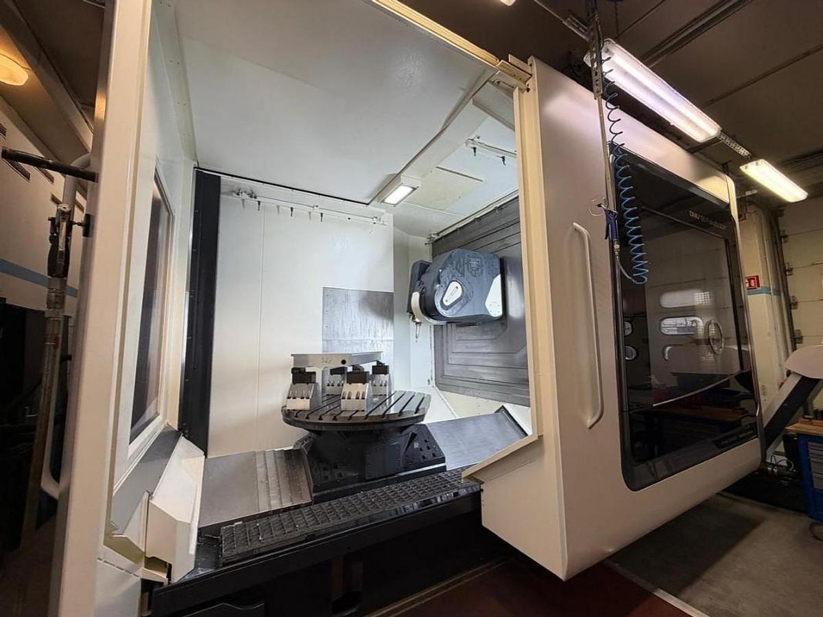Gebraucht Bearbeitungszentrum DMG MORI DMU125P duoBlock
