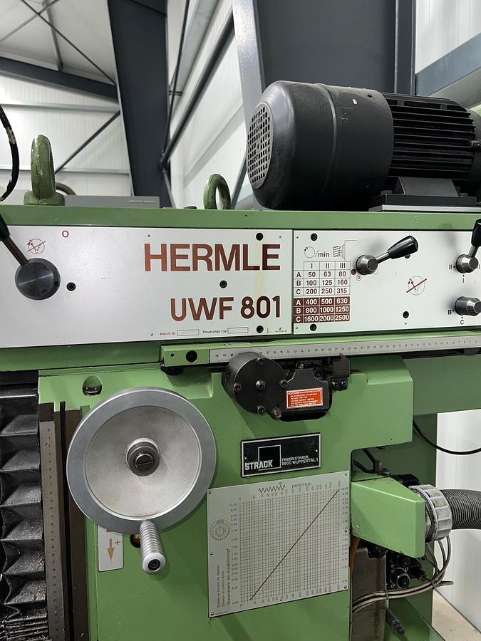 Gebraucht Fräsmaschine Hermle UWF801