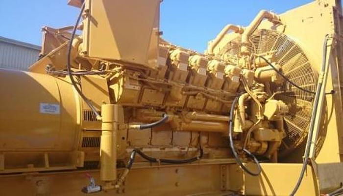 Used 1 MW 2011 Used Caterpillar 3512 Diesel Generator