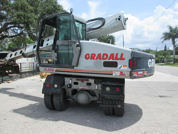 Used 2006 Gradall Excavator XL3100