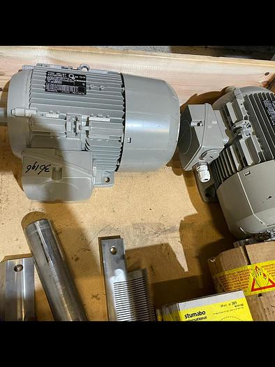 Gebruikt 2011 FAM Snijmachine/ snijder/ gevogelte & vlees, type: YURAN