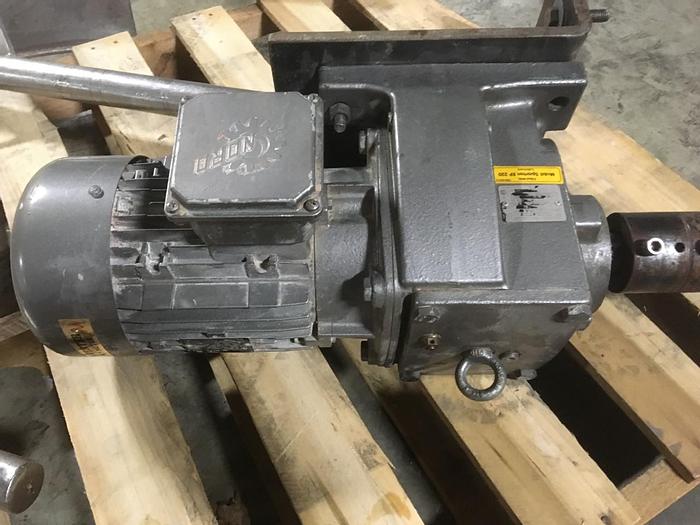 Used  GROEN 150 GAL SINGLE AGITATION SCRAPING ARM & MOTOR previously used in a GROEN TA150-SP STEAM KETTLE (STOCK #807).