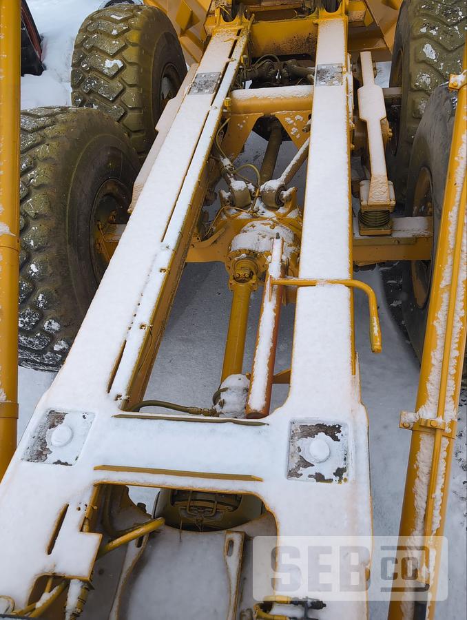 Used John Deere 300D