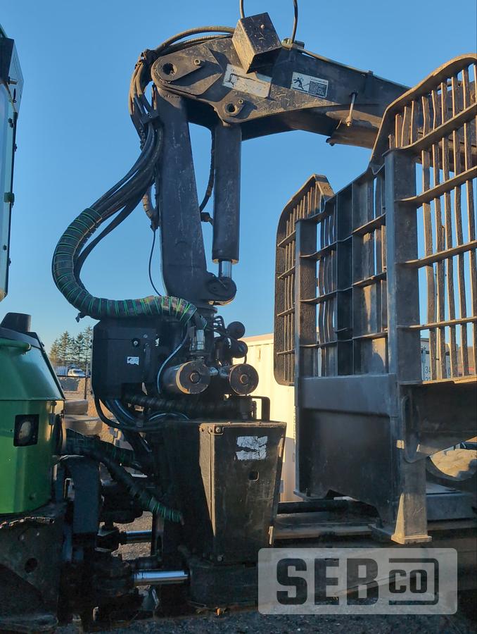 Used John Deere 1210G