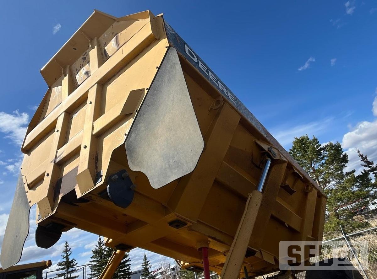 Used JOHN DEERE 350D 2006