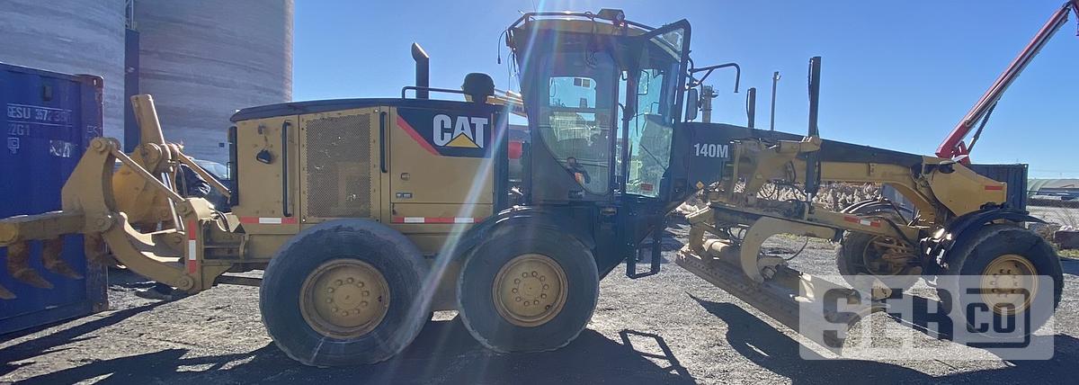 Used Caterpillar 140M 