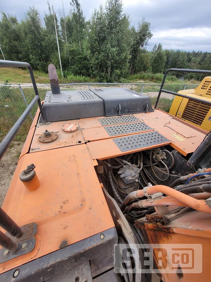 Used Hitachi ZX350