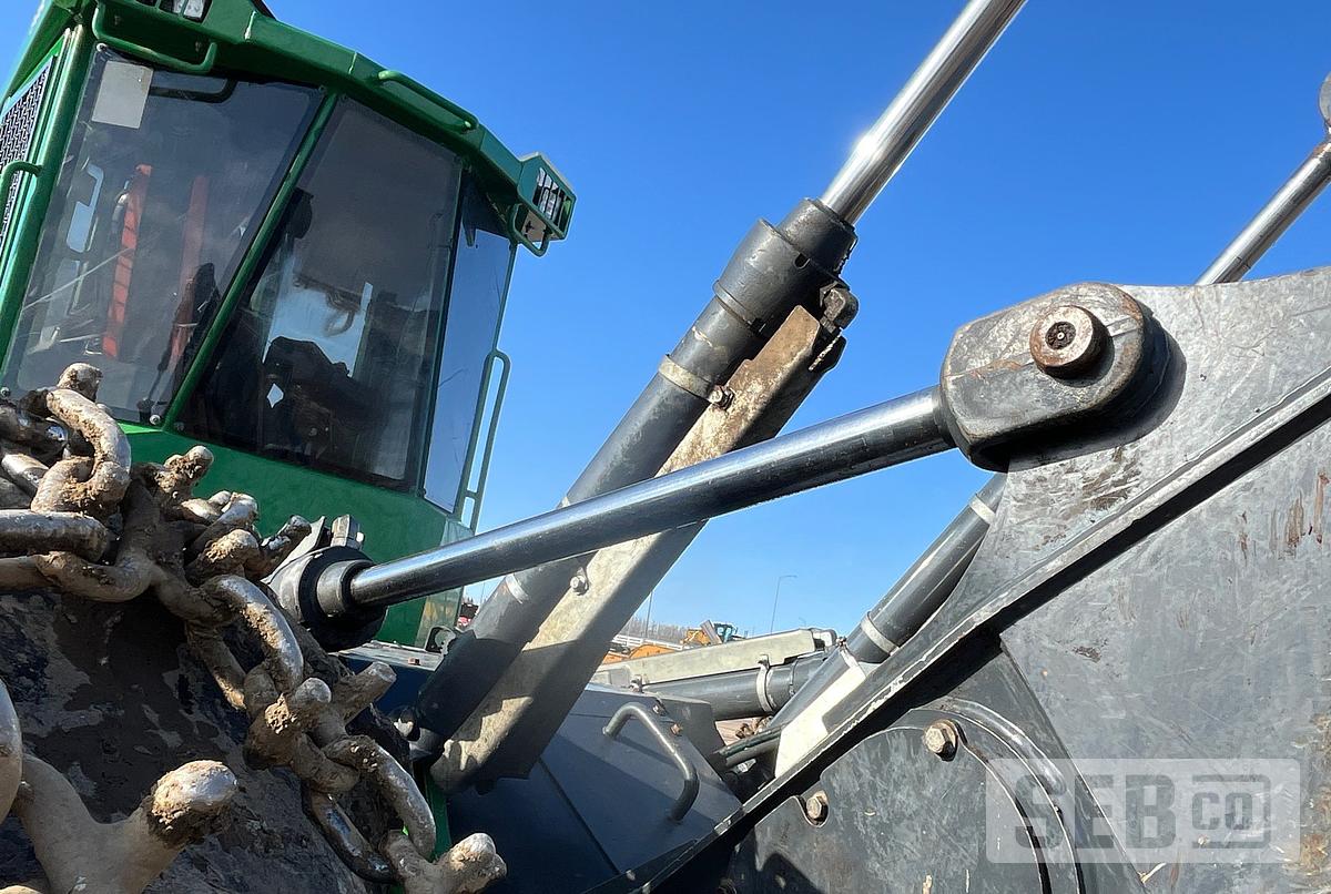 Used John Deere 848L