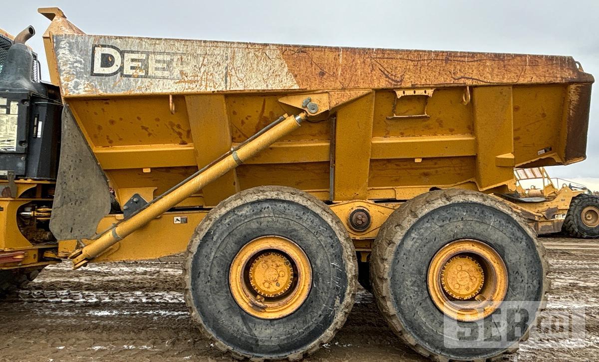 Used John Deere 400D 