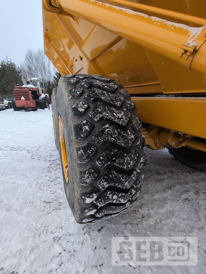 Used John Deere 300D