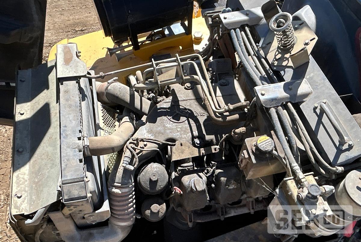 Used JOHN DEERE 350D 2006