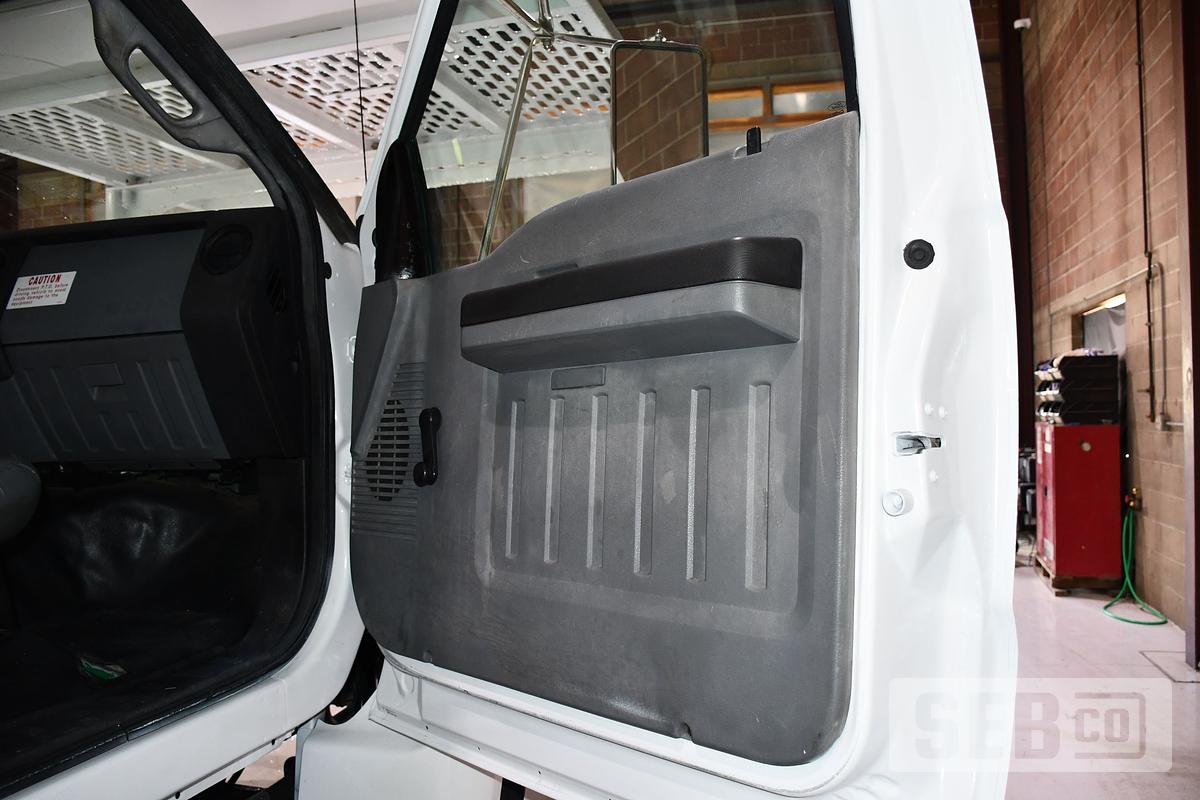 Used 2013 FORD F-750, 11' SOUTHCO FORESTRY BODY, VERSALIFT V0260REV-02