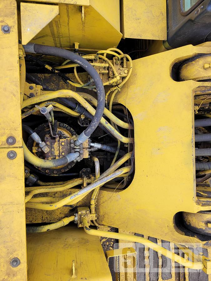Used Komatsu PC750LC