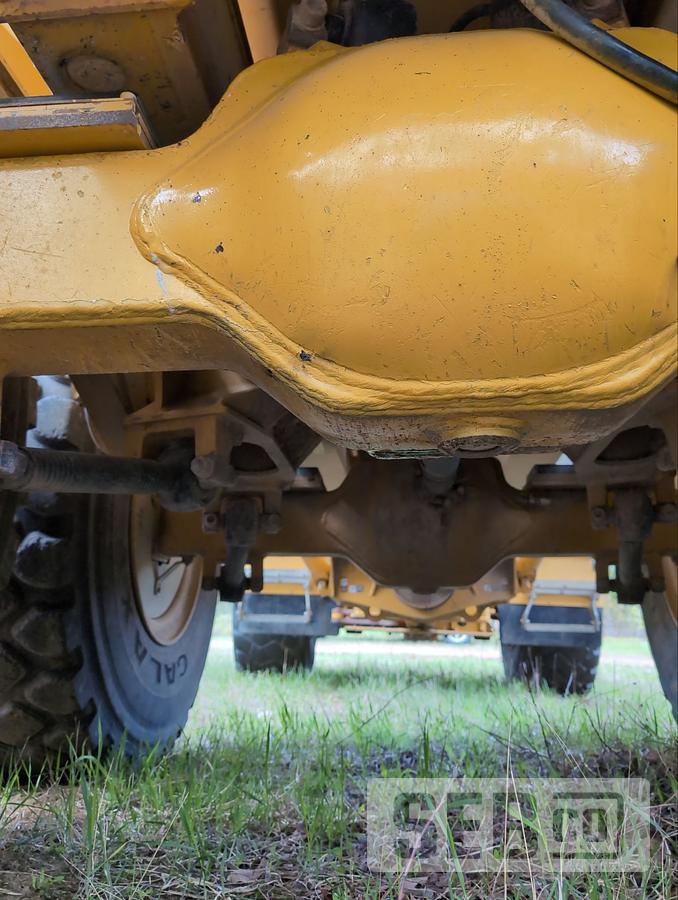 Used John Deere 250D 2015