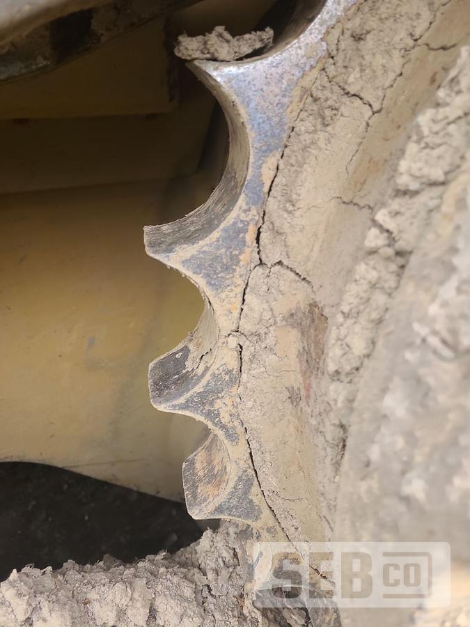 Used Caterpillar D6T