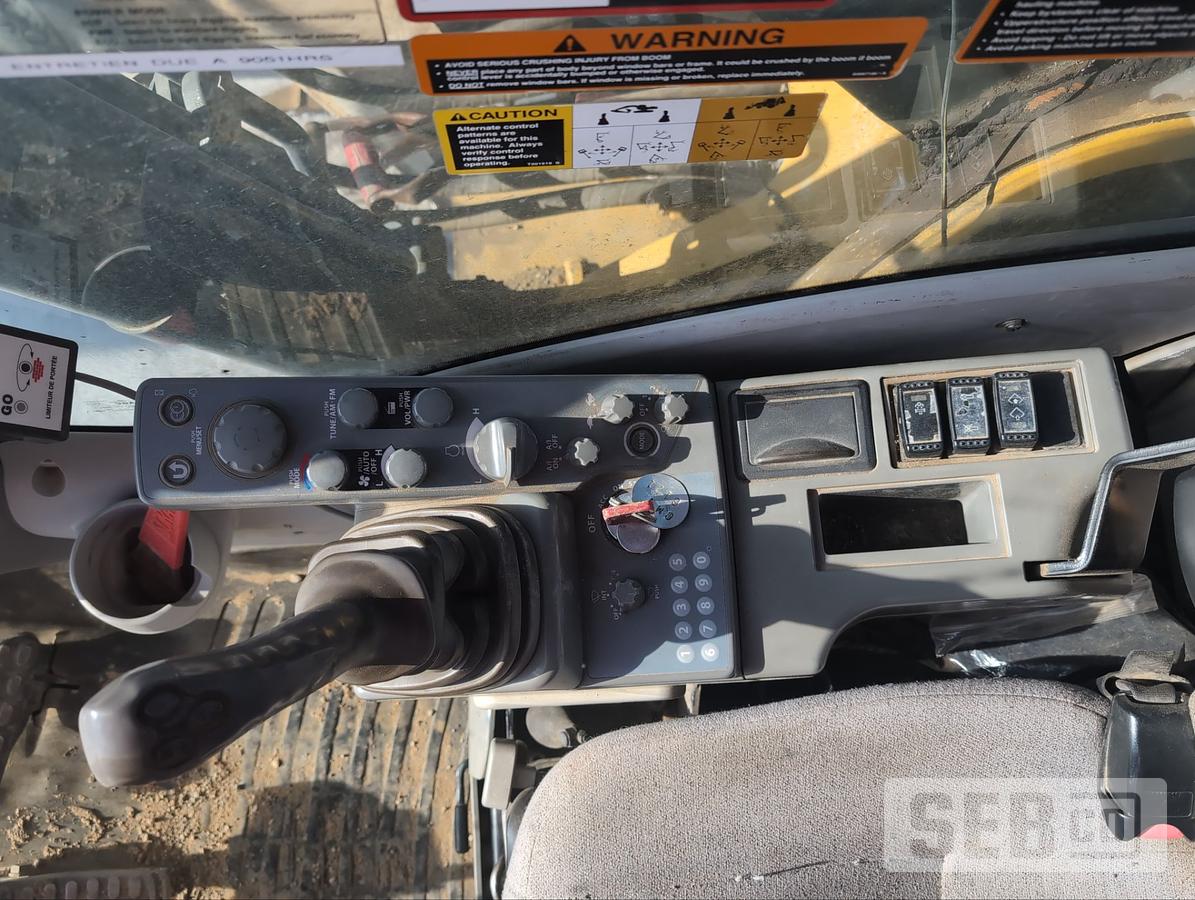 Used 210G John Deere 2012