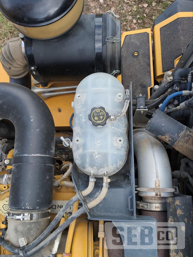 Used John Deere 250D 2015