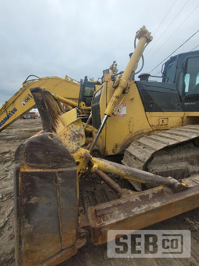Used Komatsu D155