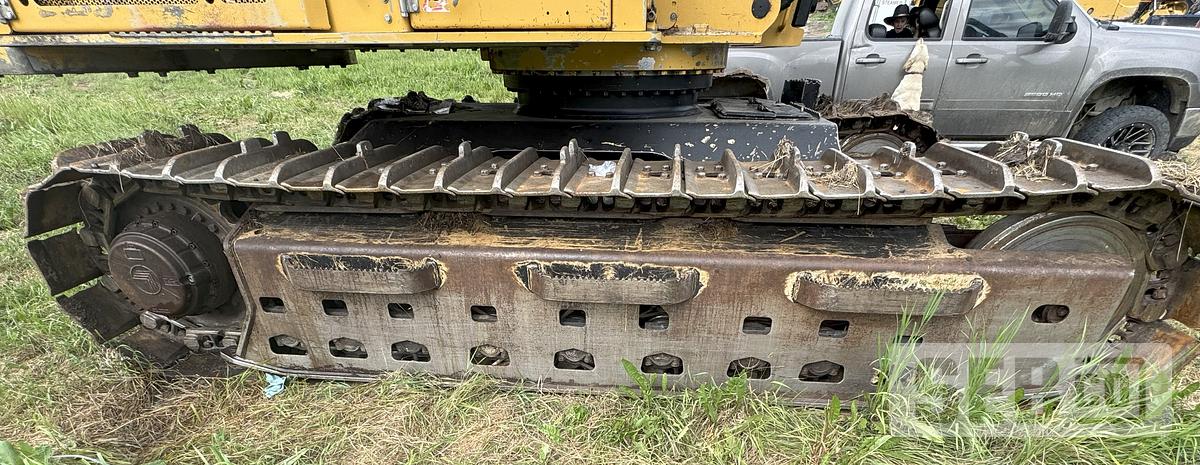 Used 855 Tigercat ST5702