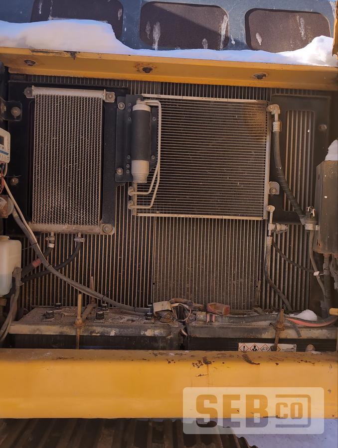 Used 210G John Deere 2012