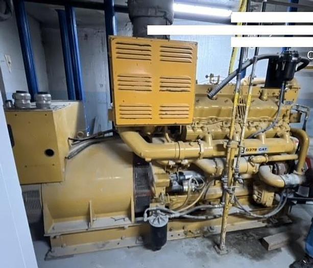 Used Caterpillar D379
