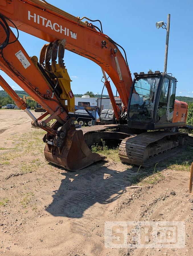 Used Hitachi ZX200LC-3