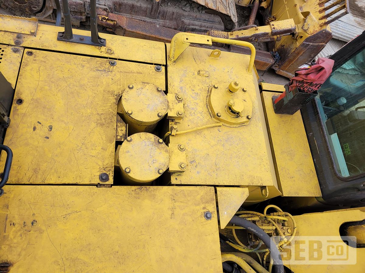 Used Komatsu PC750LC