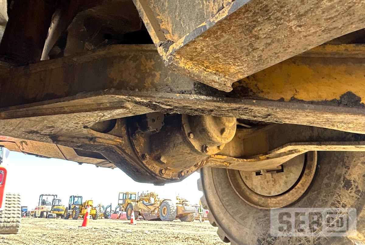 Used JOHN DEERE 350D 2006