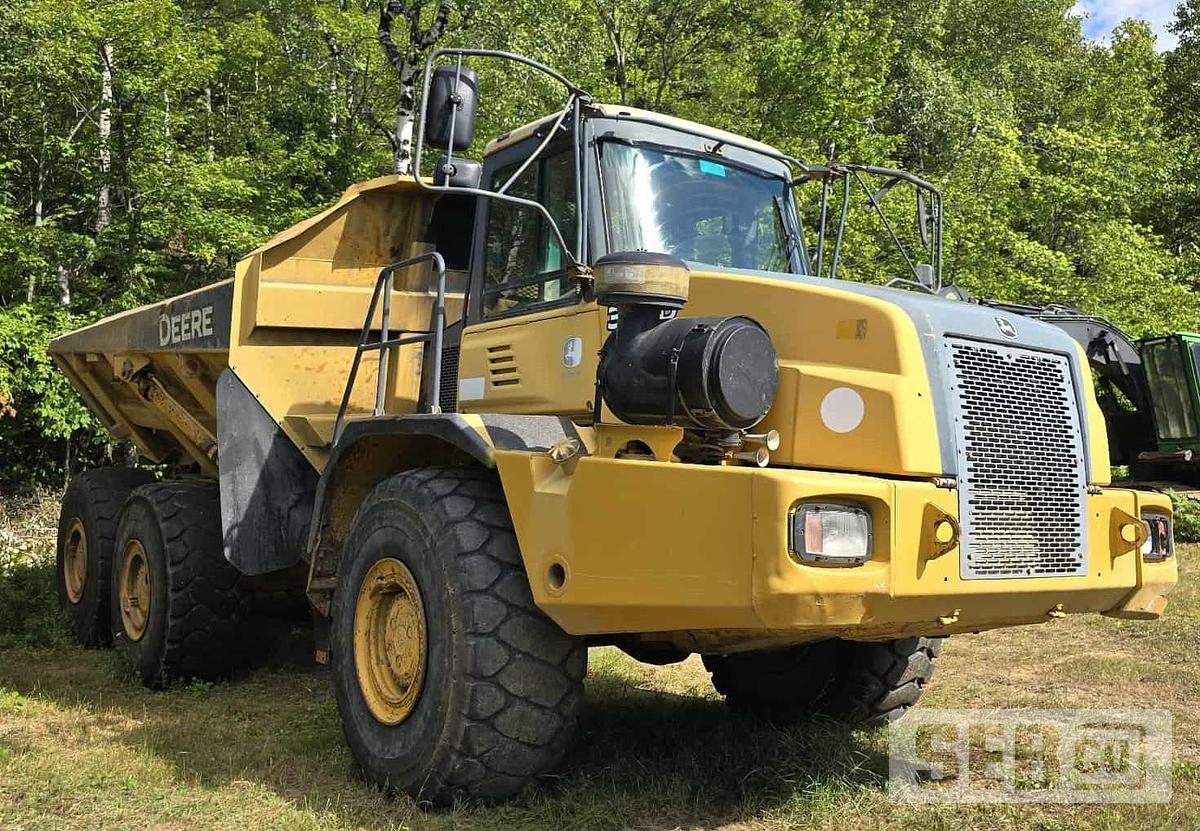 Used John Deere 350D 2004