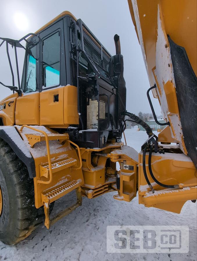 Used John Deere 300D