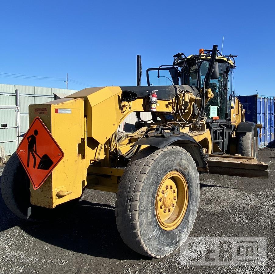 Used Caterpillar 140M 