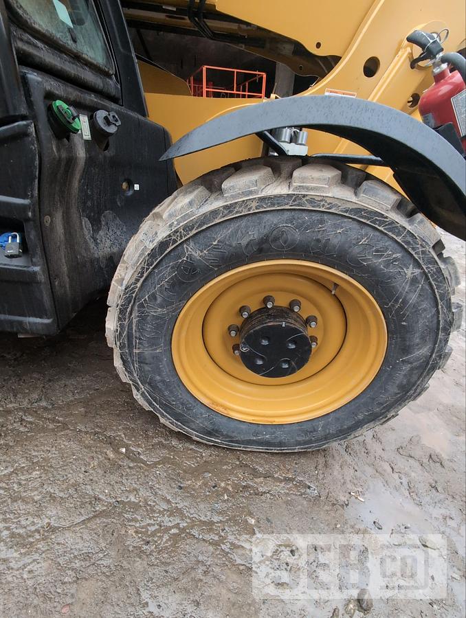 Used Caterpillar TL1255D