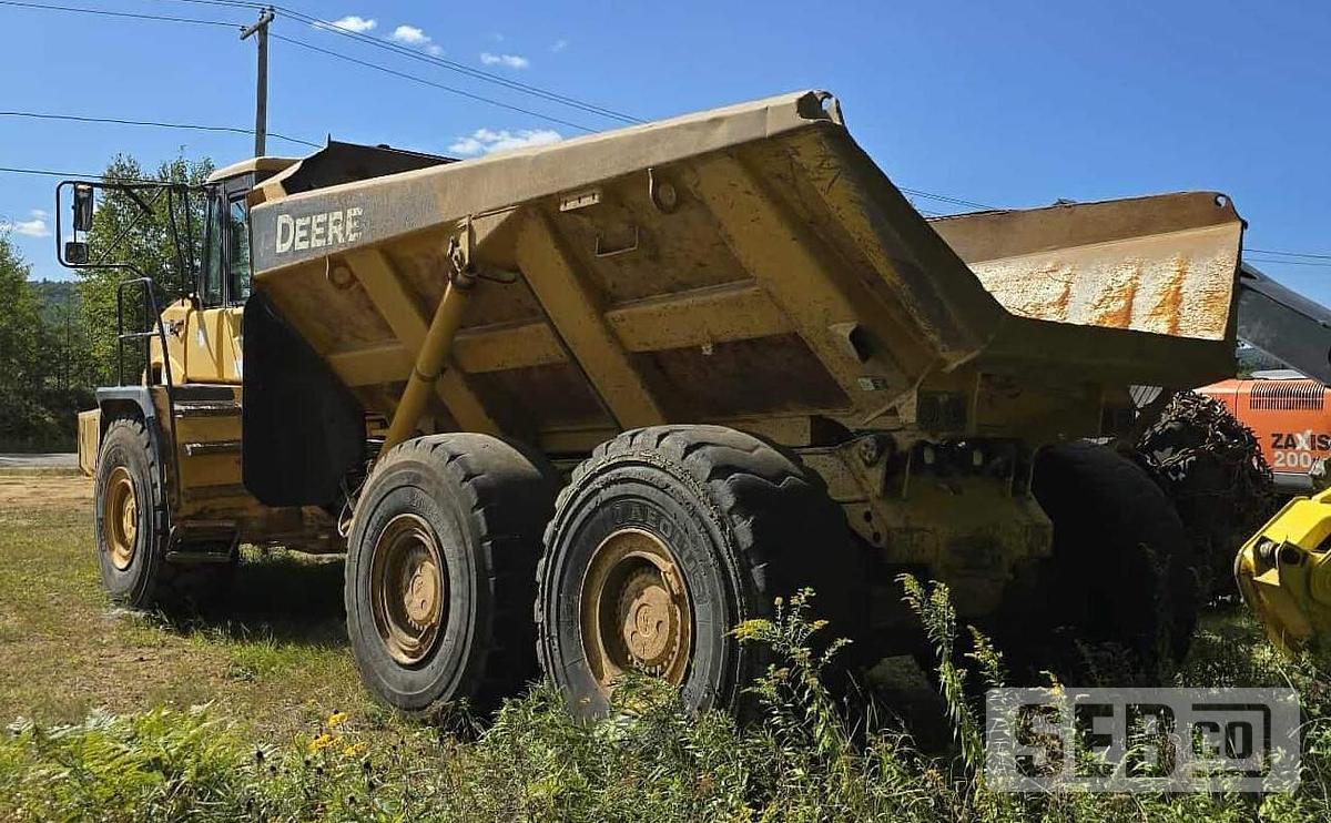 Used John Deere 350D 2004