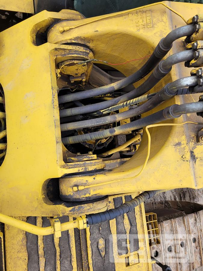 Used Komatsu PC750LC