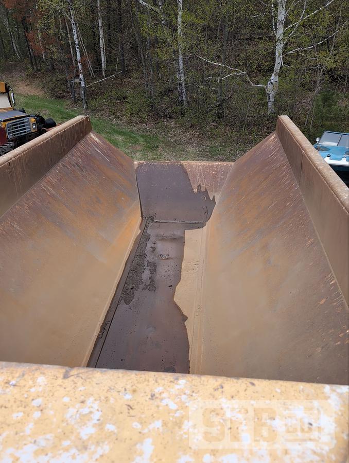 Used John Deere 400D