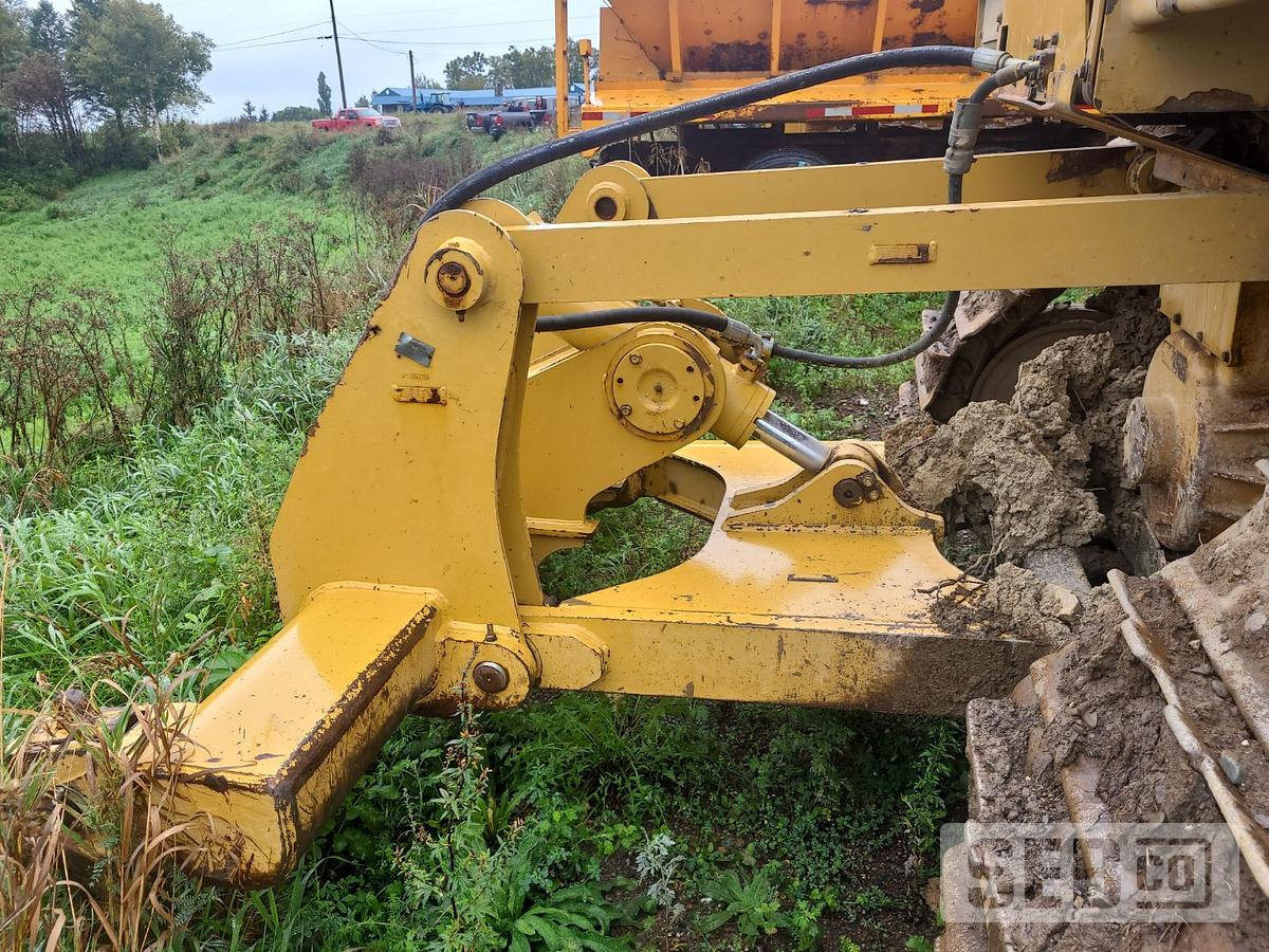 Used Caterpillar D6T