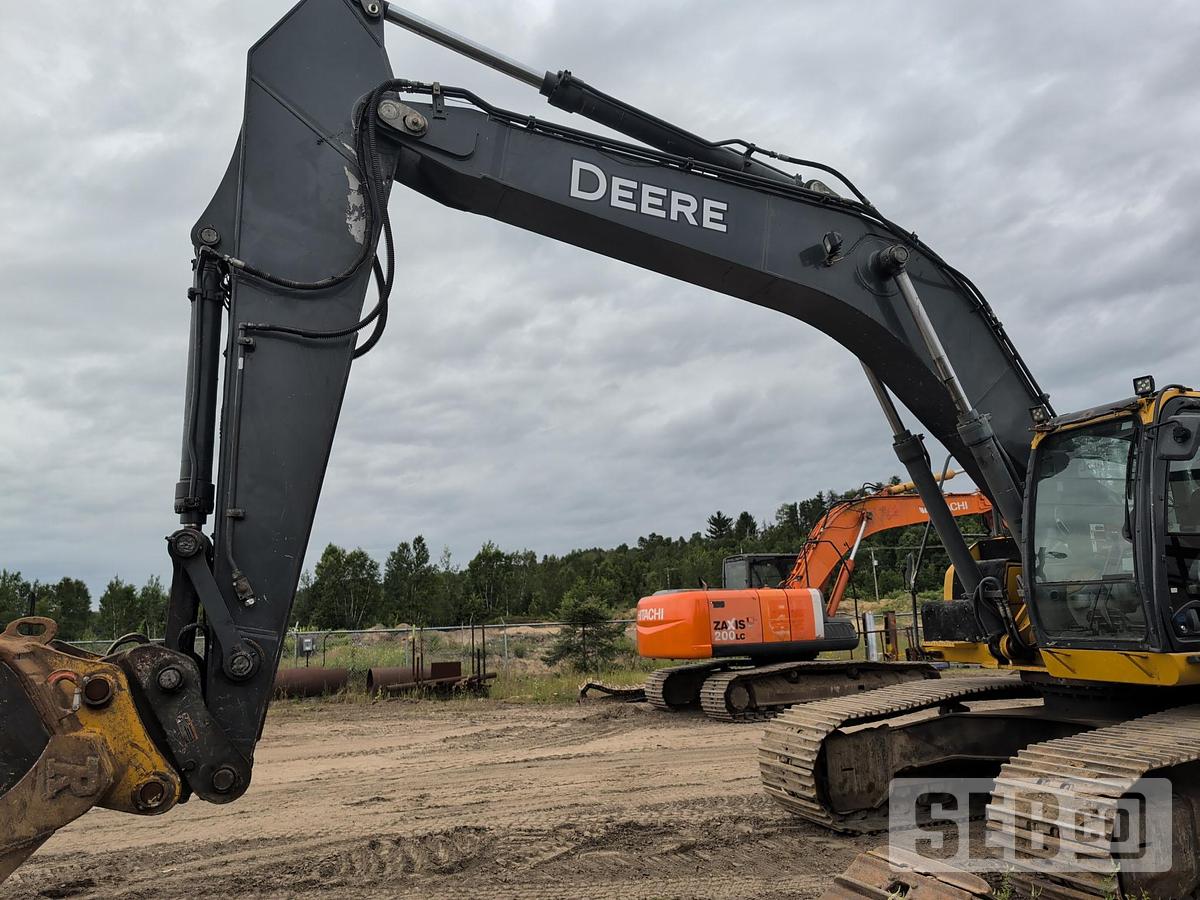 Used Deere 350GLC 2017