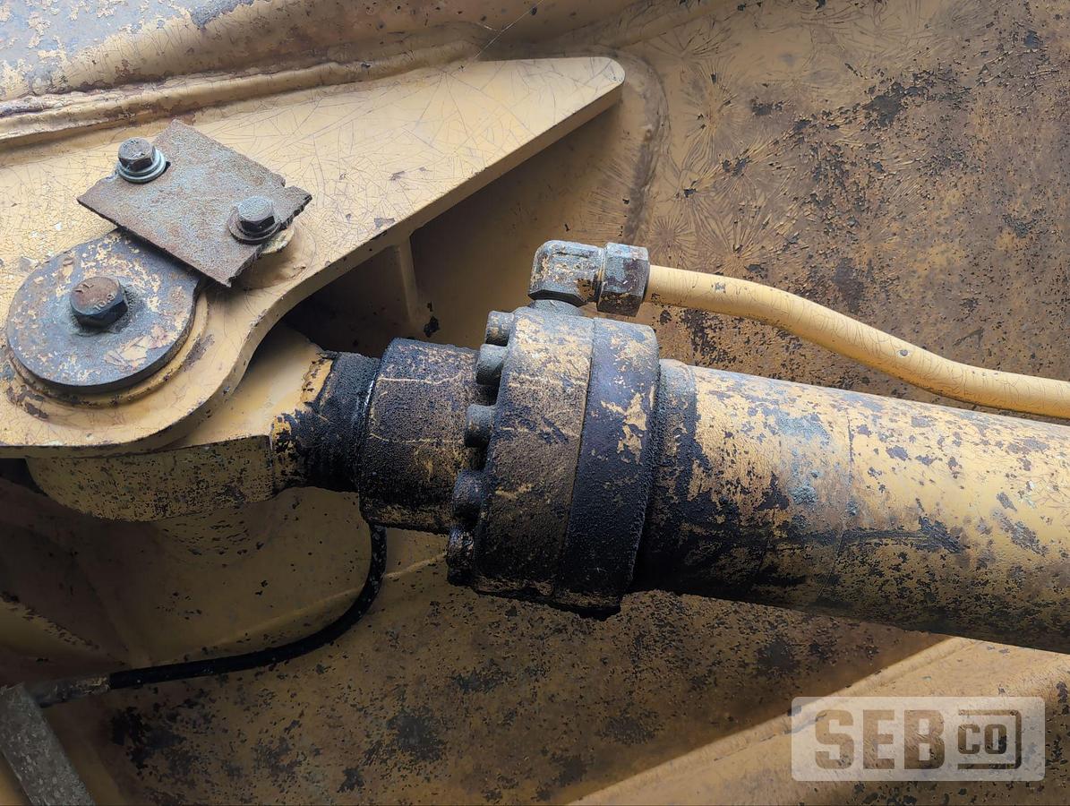 Used John Deere 350D 2004