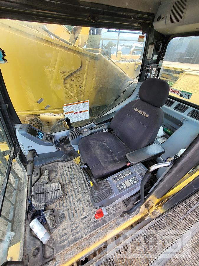 Used Komatsu PC750LC